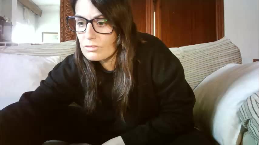 lolahueso Cam Model Chat January 15, 2026