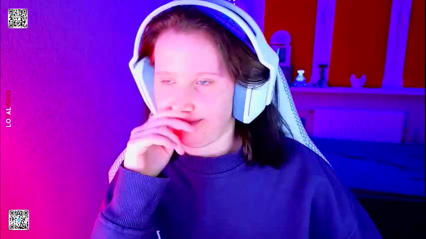 moon_avengers Cam Model Chat January 16, 2026