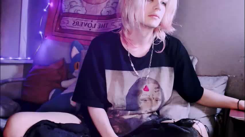 alien_bella Cam Model Chat January 16, 2026