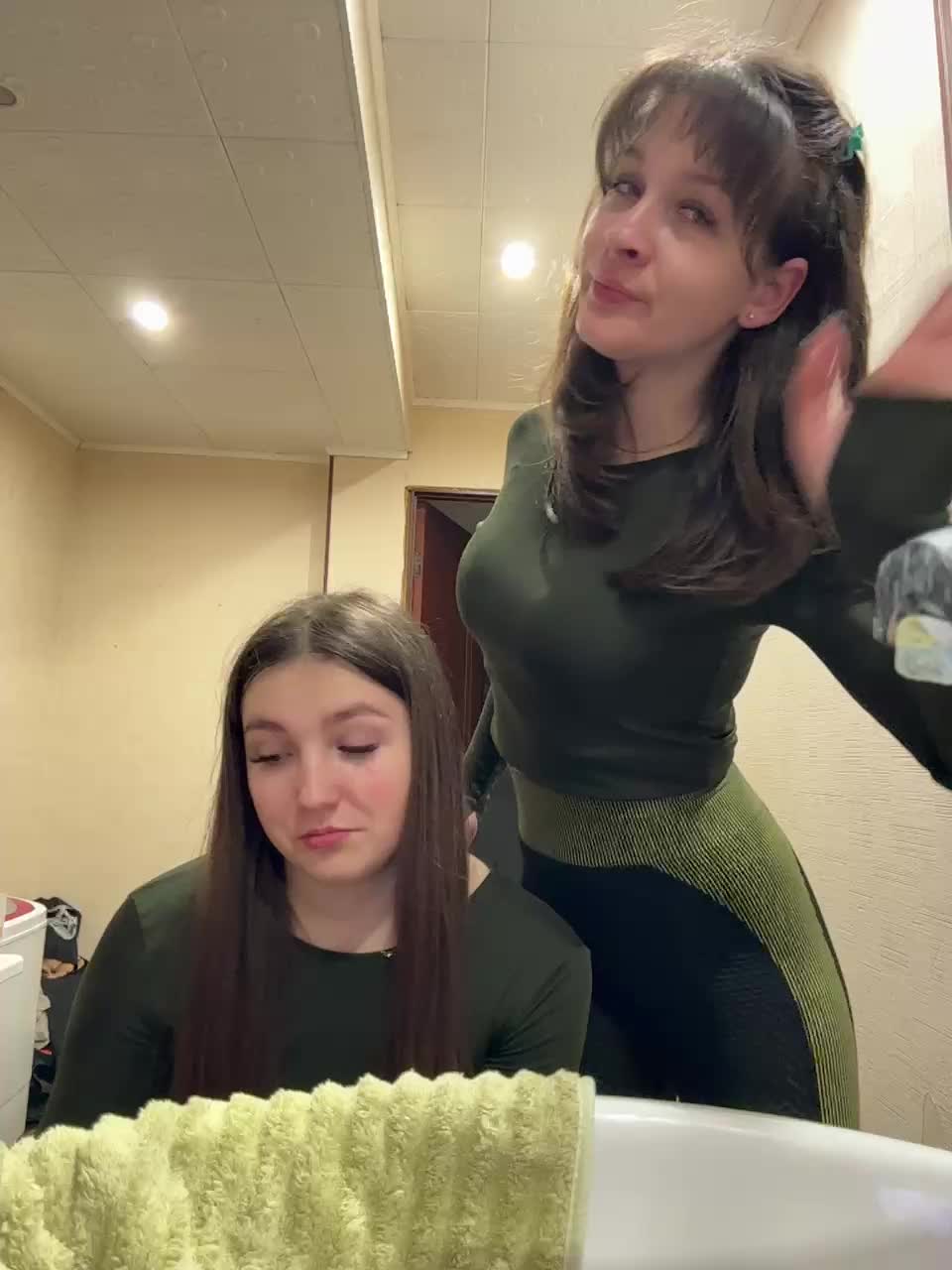 AHAHAC_HAXPEH_B_yHuTa3 Cam Model Chat January 16, 2026