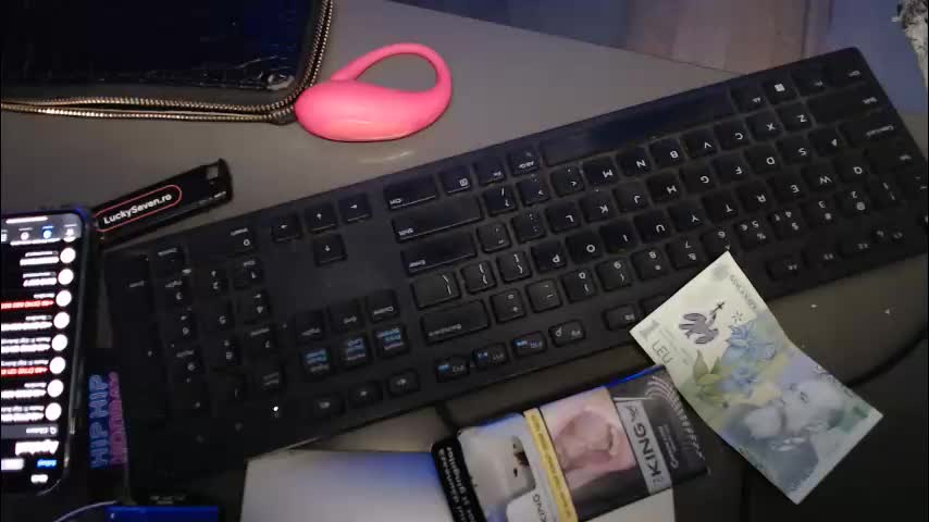 aliens4twenty Cam Model Chat January 16, 2026