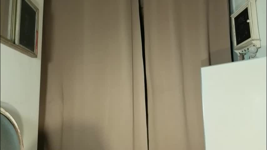 lola_belgium Cam Model Chat January 17, 2026