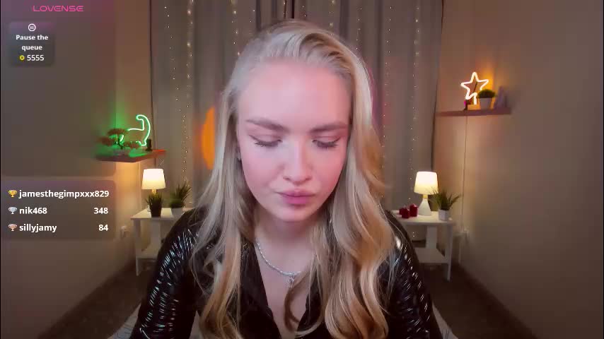 tessahamilton Cam Model Chat January 17, 2026