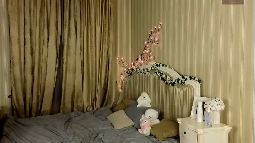 foxxx_tail Cam Model Chat January 17, 2026