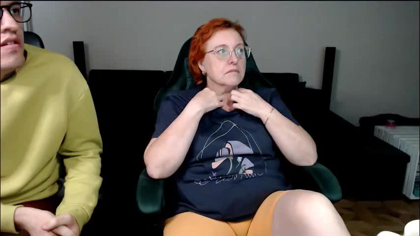 joannaandneighbour Cam Model Chat January 18, 2026