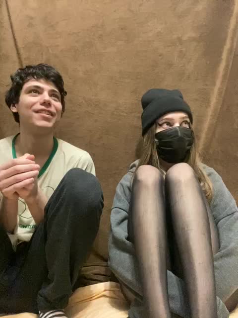 zaebokroom999 Cam Model Chat January 18, 2026