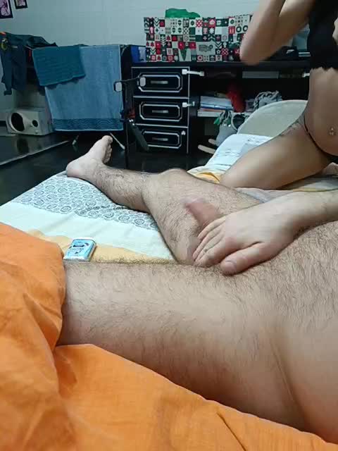 Alinaiadem2025 Cam Model Chat January 18, 2026