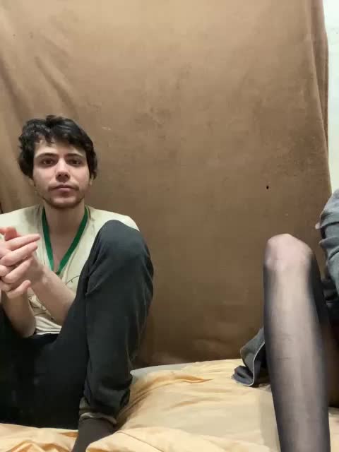 zaebokroom999 Cam Model Chat January 18, 2026