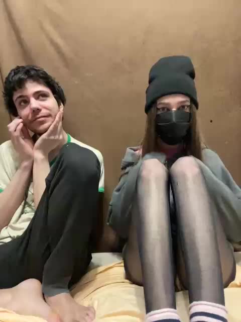 zaebokroom999 Cam Model Chat January 18, 2026