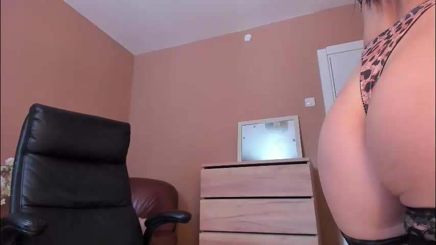 amateur_fitbabex Cam Model Chat January 18, 2026