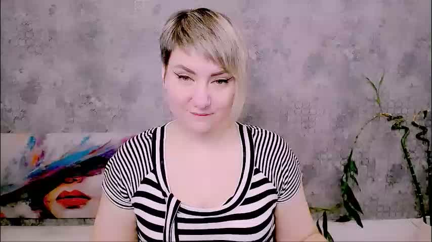 djullia Cam Model Chat January 18, 2026