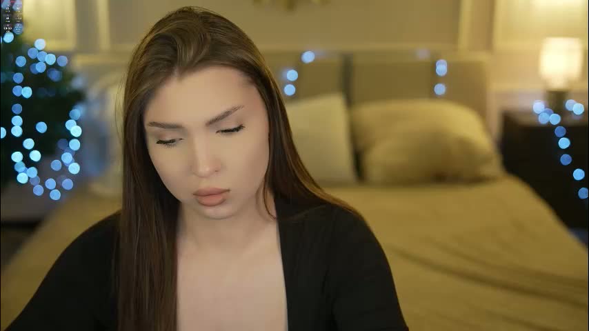 bright_diamonds_054 Cam Model Chat January 18, 2026