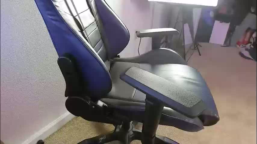 smoothj2015 Cam Model Chat January 18, 2026