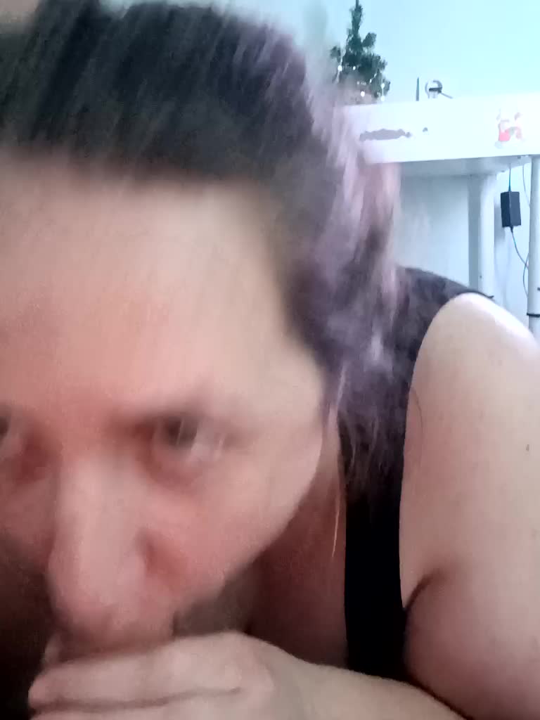 Your_favorite_couple Cam Model Chat January 19, 2026