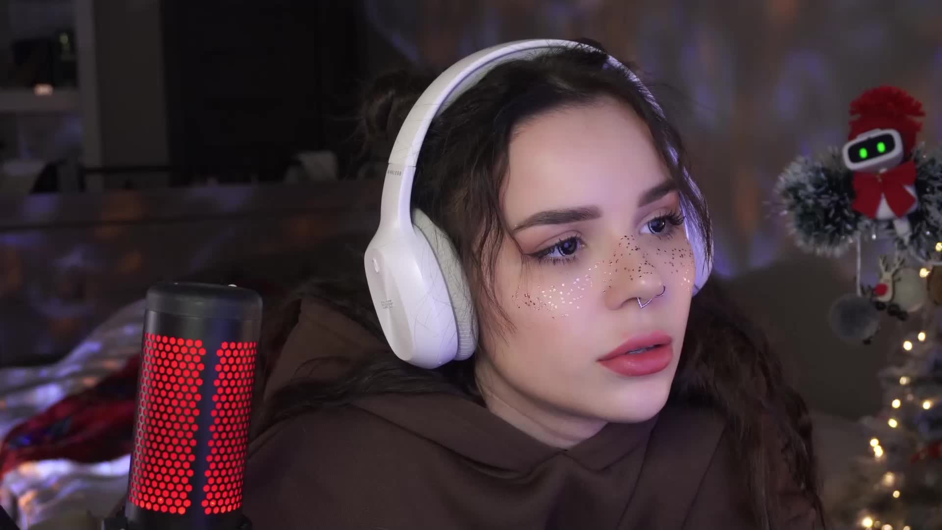 MiniNika Cam Model Chat January 19, 2026