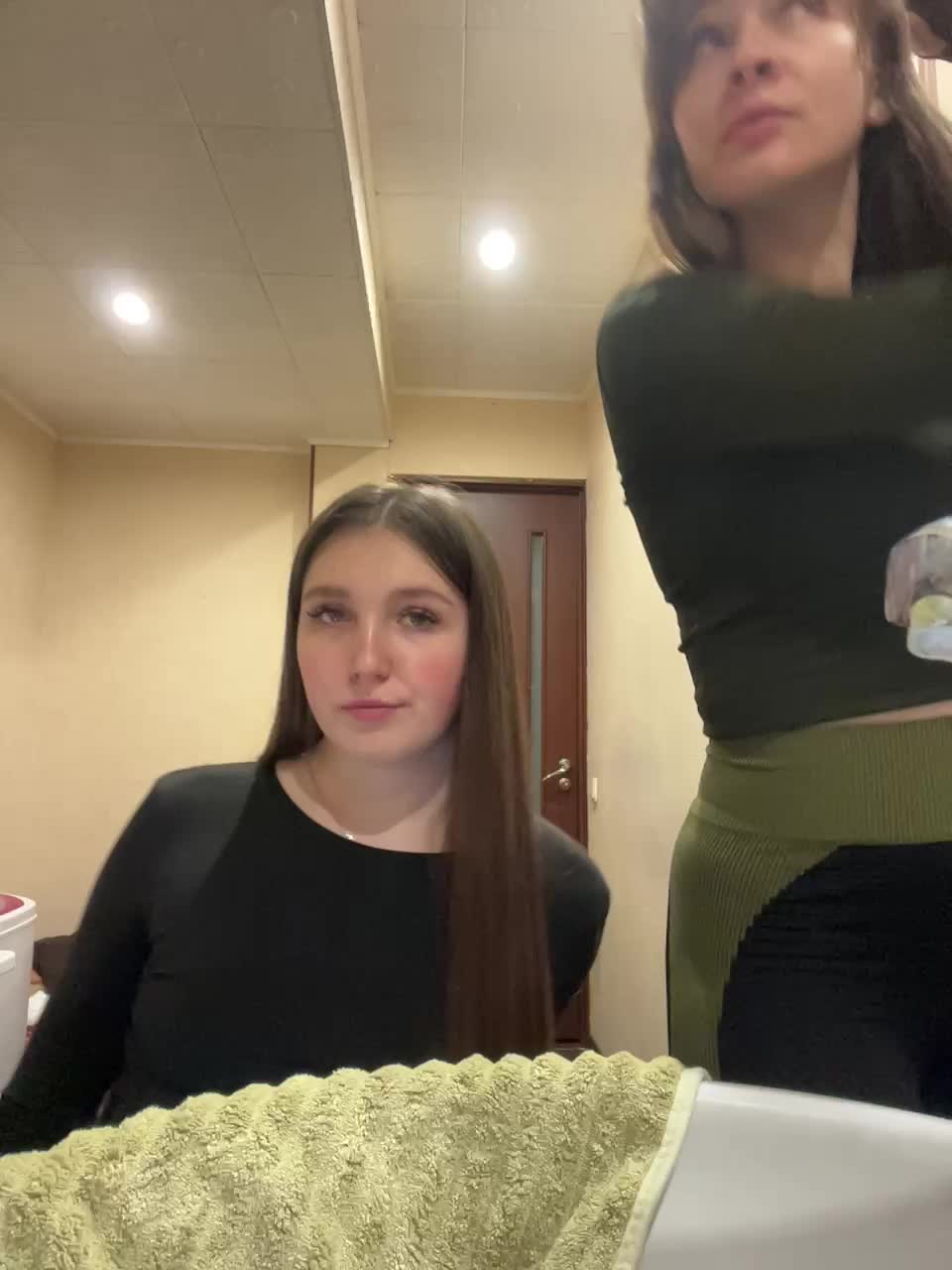 AHAHAC_HAXPEH_B_yHuTa3 Cam Model Chat January 19, 2026