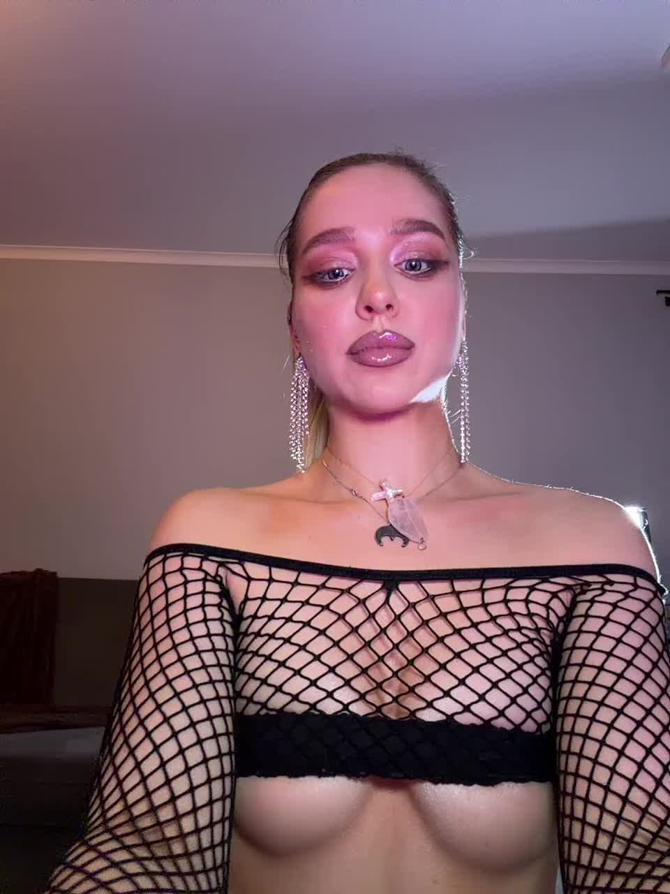 MistressX555 Cam Model Chat January 19, 2026