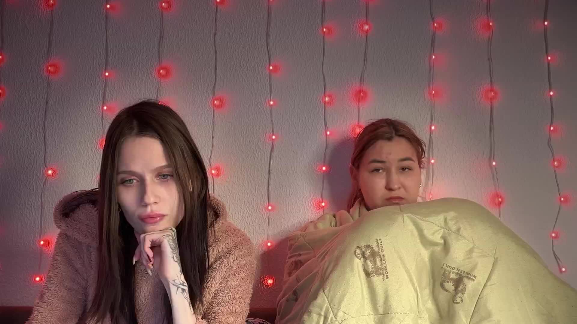 _Two_Chicks_ Cam Model Chat January 19, 2026