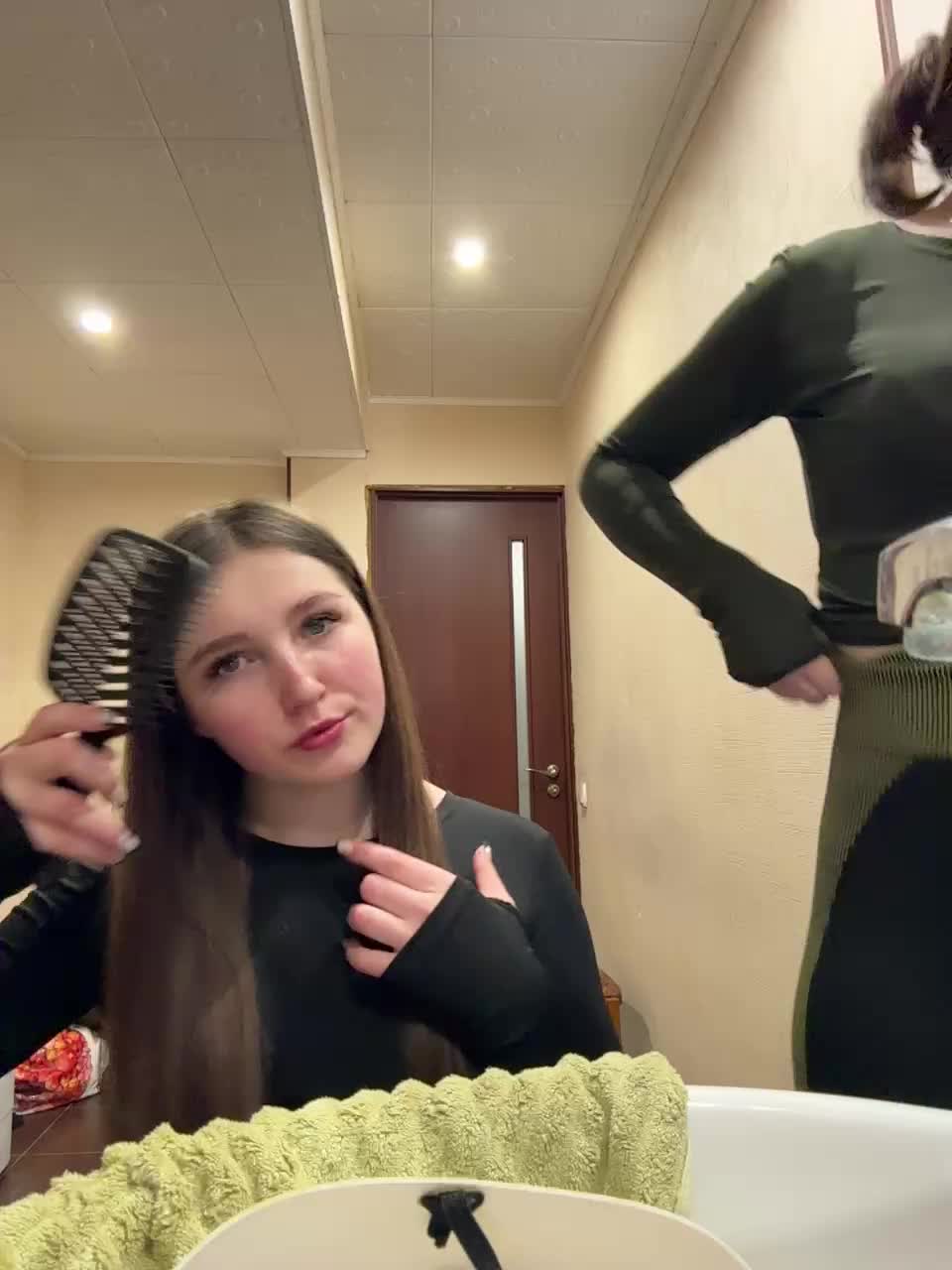 AHAHAC_HAXPEH_B_yHuTa3 Cam Model Chat January 19, 2026