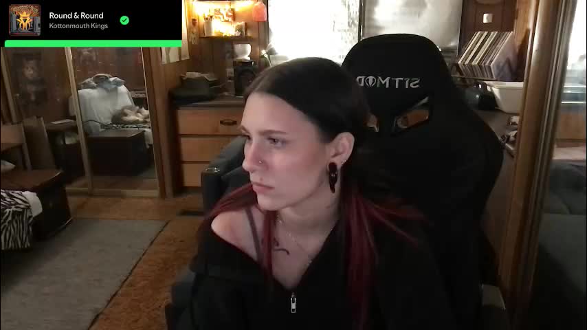incognitoqueen Cam Model Chat January 19, 2026