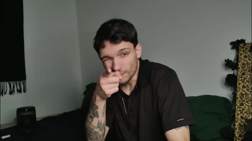 jackdesfeux Cam Model Chat January 19, 2026