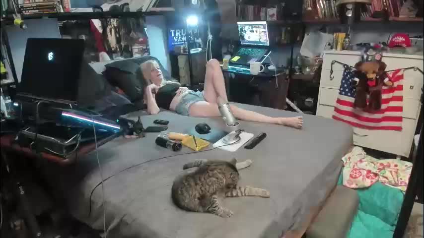 pink_black Cam Model Chat January 19, 2026