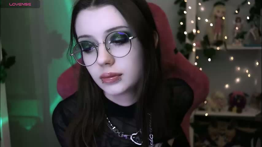 prettybones Cam Model Chat January 19, 2026