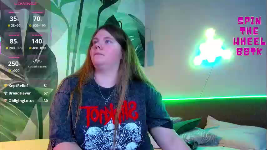 rubyvalen Cam Model Chat January 19, 2026