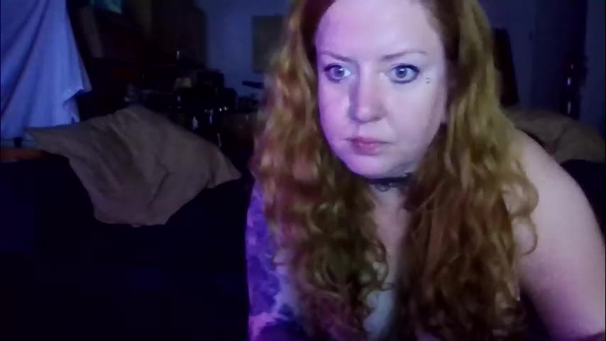 freckledfreaks Cam Model Chat January 19, 2026