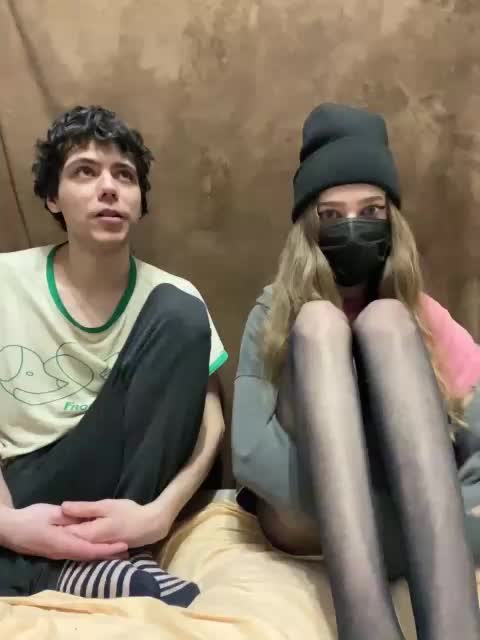 zaebokroom999 Cam Model Chat January 20, 2026