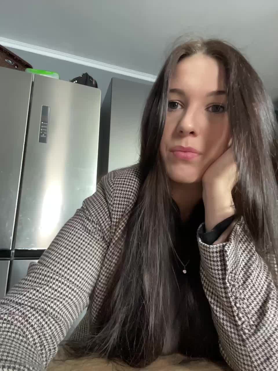 Potifays Cam Model Chat January 20, 2026