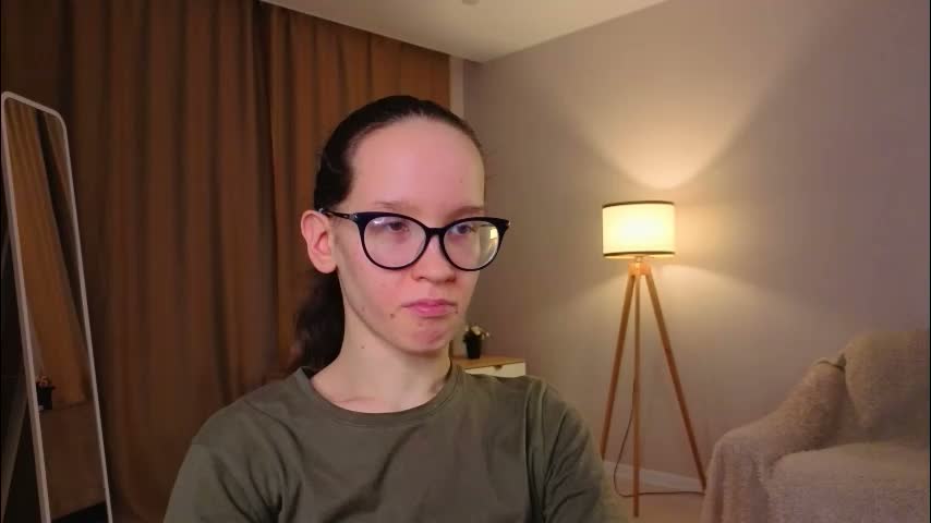 lynettebails Cam Model Chat January 20, 2026