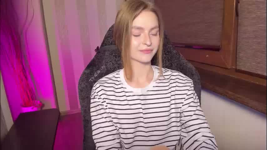 mollydangerous Cam Model Chat January 20, 2026