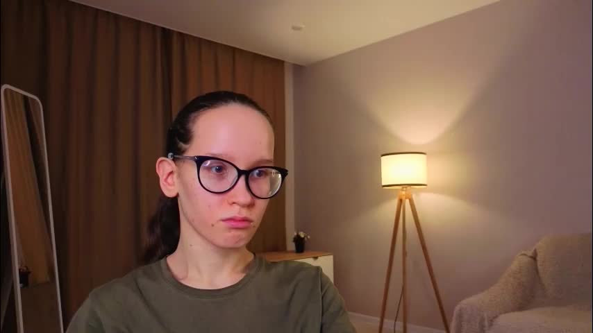 lynettebails Cam Model Chat January 20, 2026