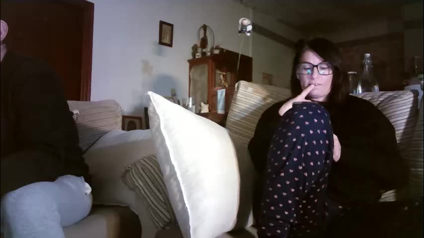 lolahueso Cam Model Chat January 20, 2026