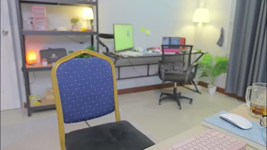 ellcrys Cam Model Chat January 20, 2026