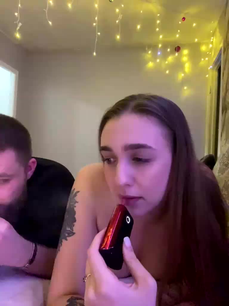 WildLoversOne Cam Model Chat January 20, 2026