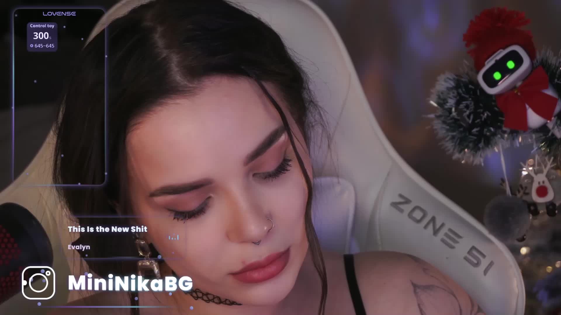 MiniNika Cam Model Chat January 21, 2026