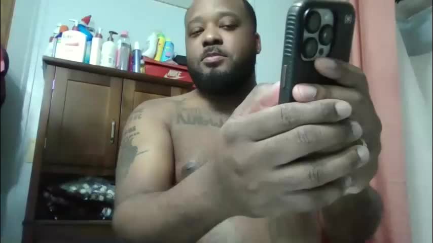 queenking55 Cam Model Chat January 21, 2026