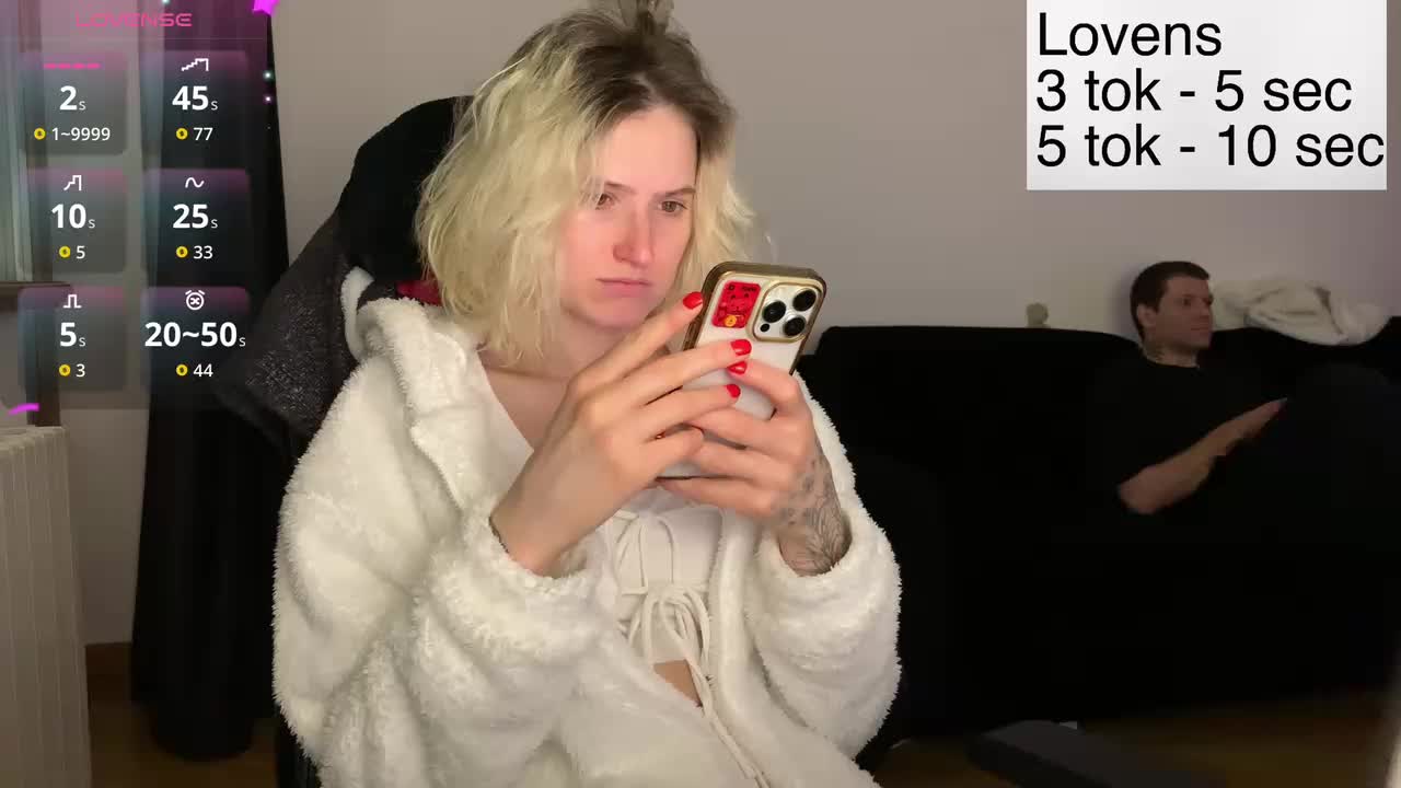 Sexy-Sweets Cam Model Chat January 21, 2026