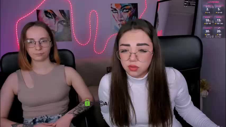 kiki_swan Cam Model Chat January 22, 2026