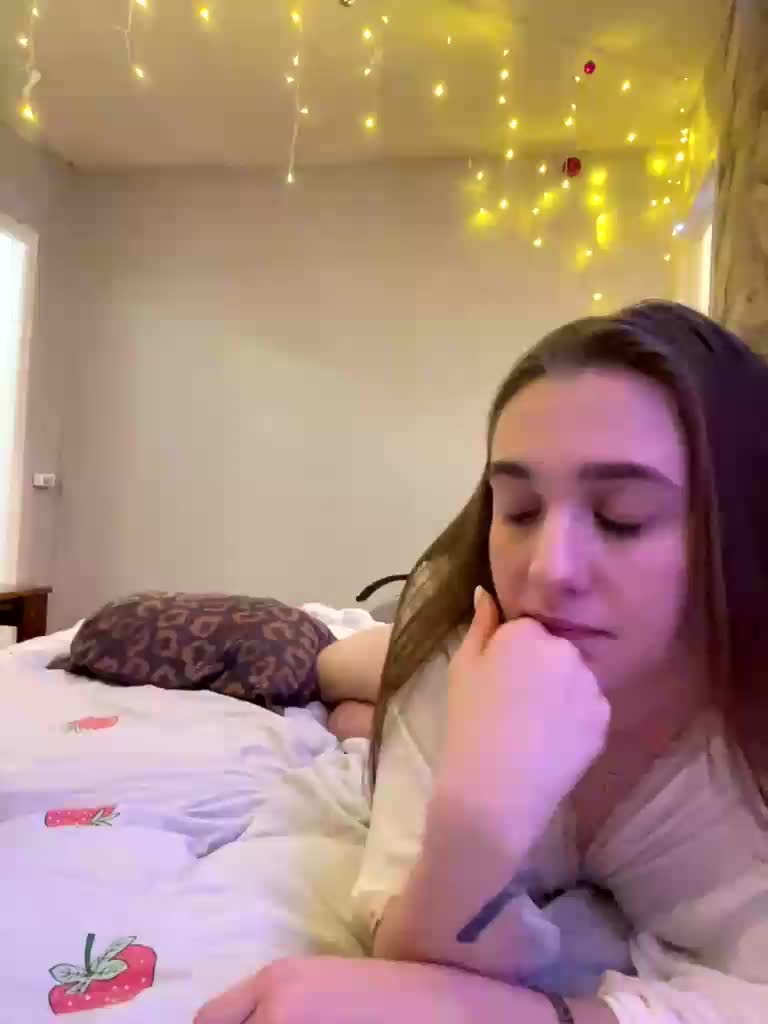 WildLoversOne Cam Model Chat January 22, 2026