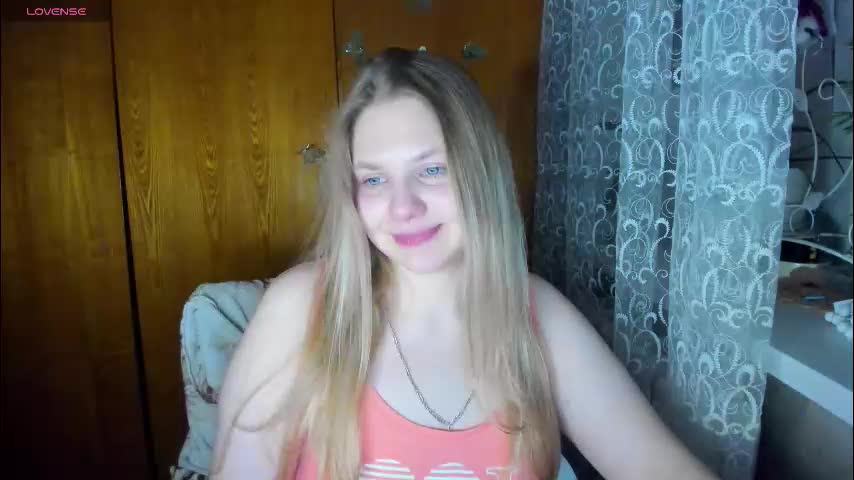 emmafrizea Cam Model Chat January 22, 2026