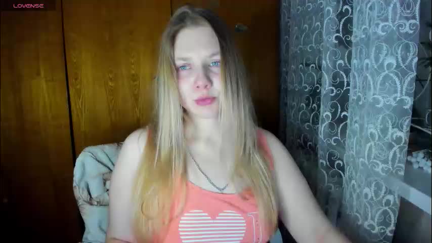 emmafrizea Cam Model Chat January 22, 2026