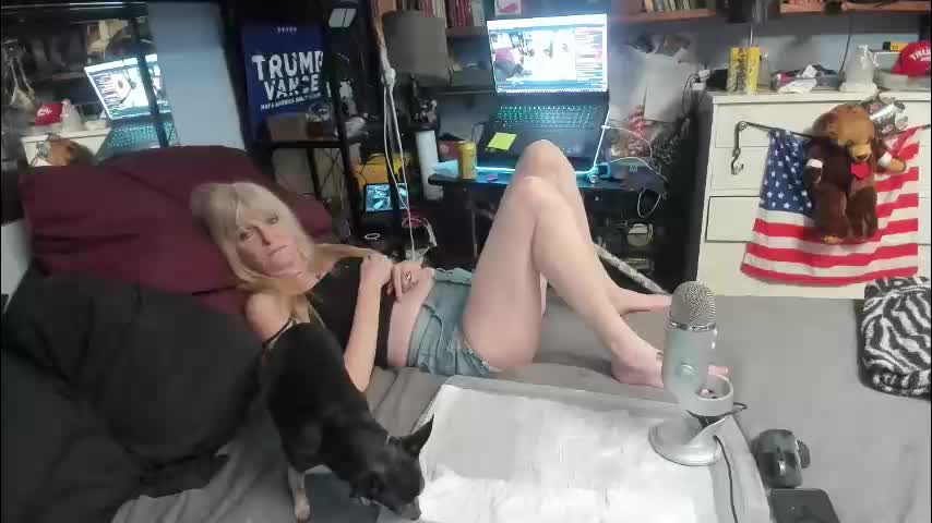 pink_black Cam Model Chat January 22, 2026