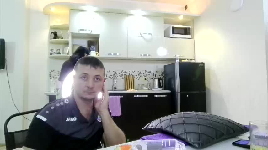 best_ass2000 Cam Model Chat January 22, 2026