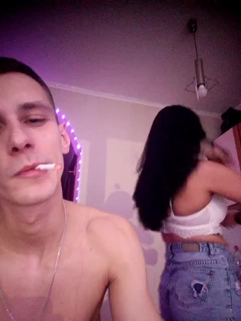 Laylay13 Cam Model Chat January 22, 2026