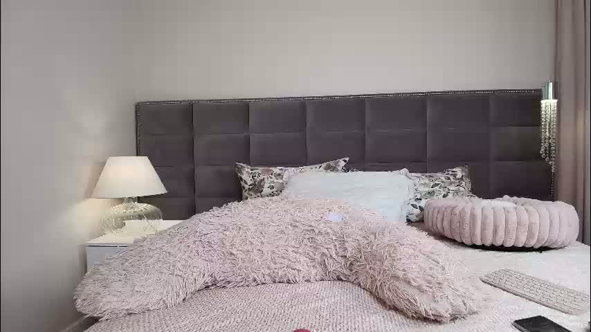 sensual_jasmine Cam Model Chat January 24, 2026