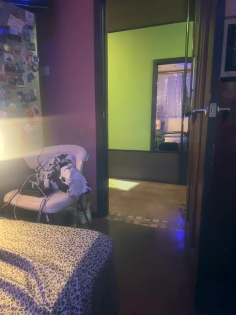 Neulovimie Cam Model Chat January 24, 2026