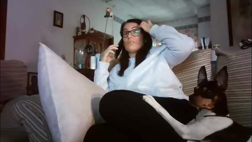 lolahueso Cam Model Chat January 24, 2026